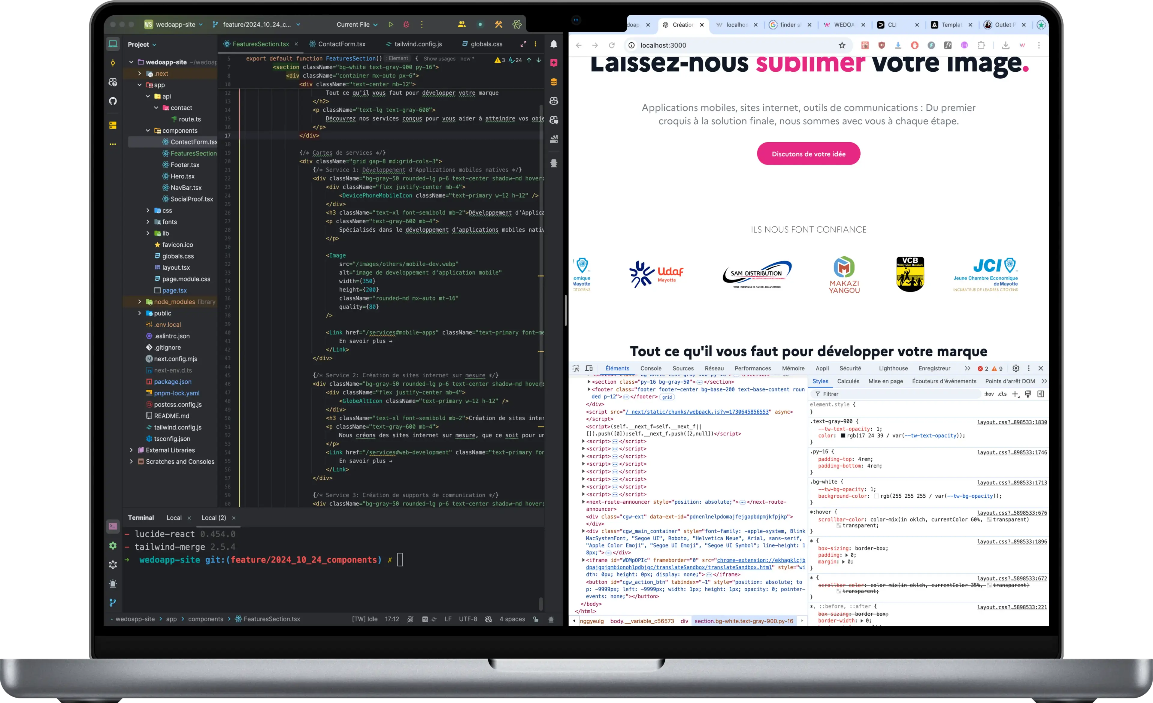 MacBook affichant WebStorm : le code d'un site internet et son aperçu dans le navigateur